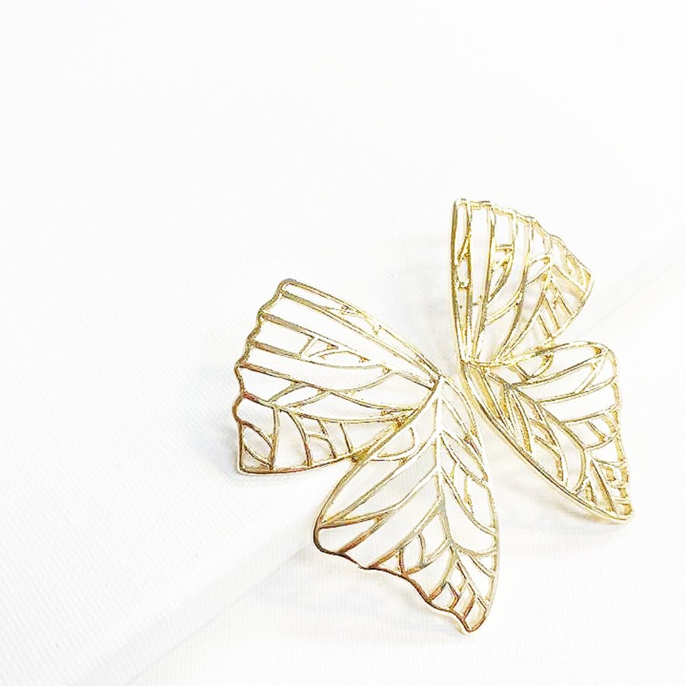 Butterfly fly away Earring